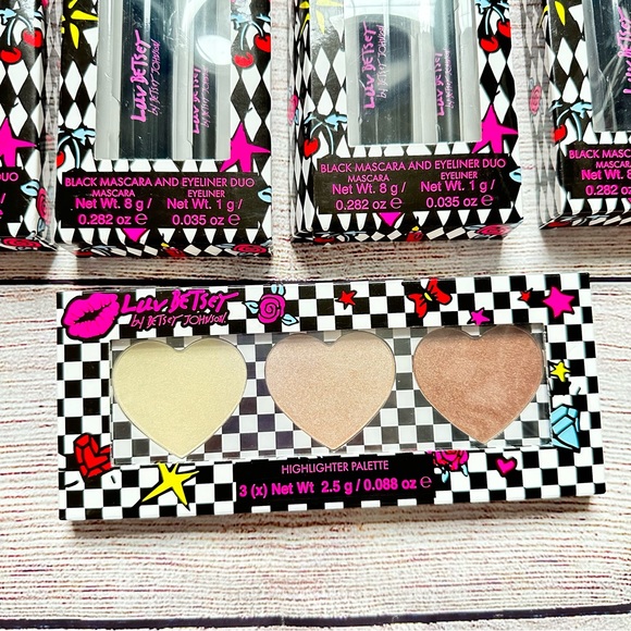 Luv Betsey by Betsey Johnson Makeup Lot NEW - Picture 3 of 3